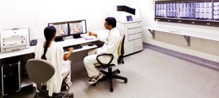 A Radiologist Workstation for processing images in 3D at MIOT Hospitals in Chennai, Tamil Nadu, USA, affiliated to International University School of Medicine, which also has a Branch Capus, namely, IUSOM - Michigan Clinical Campus in Dearborn, Michigan, USA